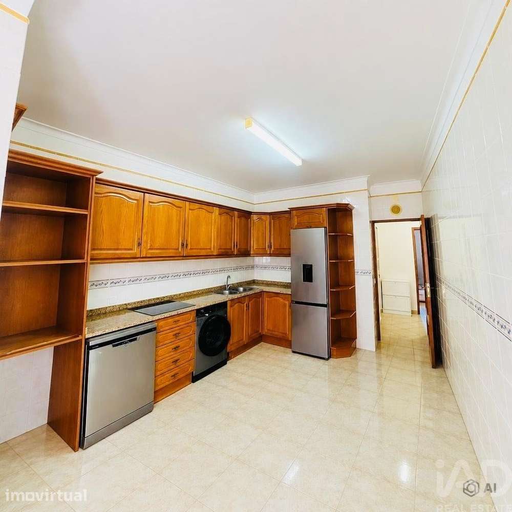 Apartamento T4 em Beja (Salvador e Santa Maria da Feira) de 180 m2 - Grande imagem: 4/24