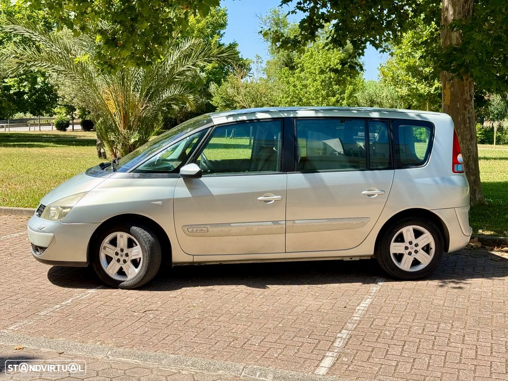 Renault Espace 2.2 dCi Authentique - 2