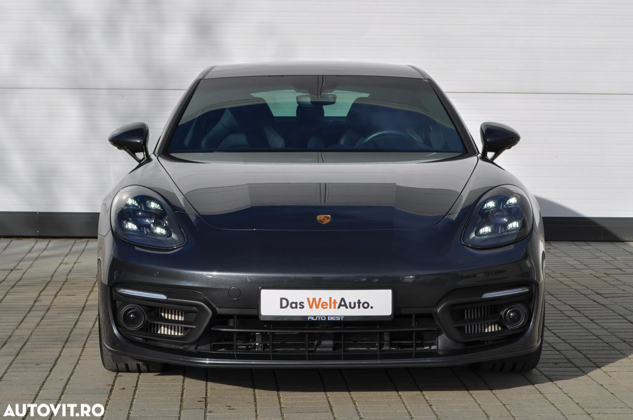 Porsche Panamera 4 E-Hybrid Platinum Edition - 4