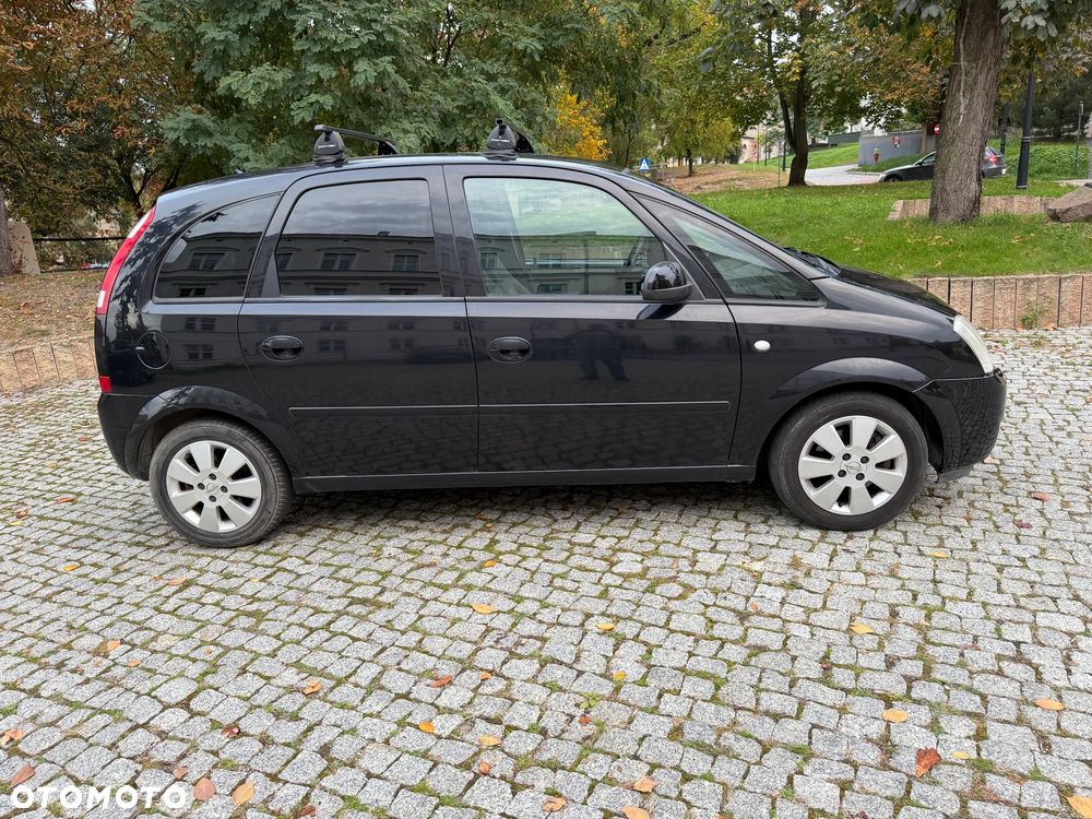 Opel Meriva 1.8 16V Easytronic Cosmo - 22