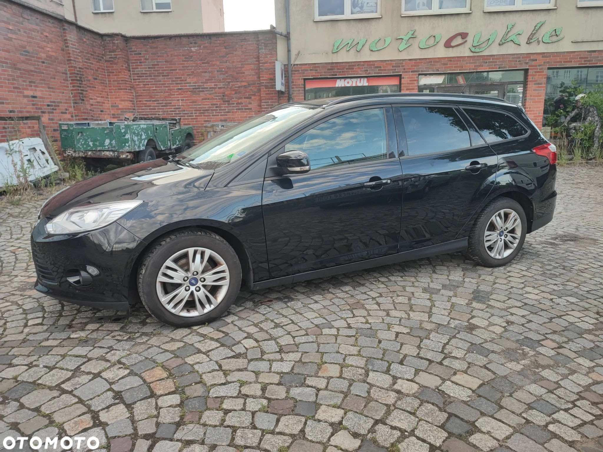 Ford Focus 1.0 EcoBoost Start-Stopp-System TREND - 9