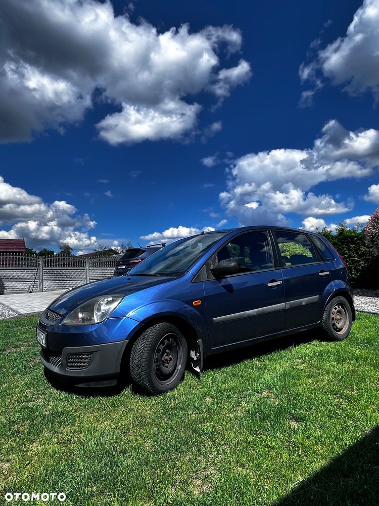 Ford Fiesta 1.3 - 5