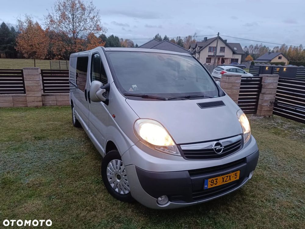 Opel Vivaro - 9