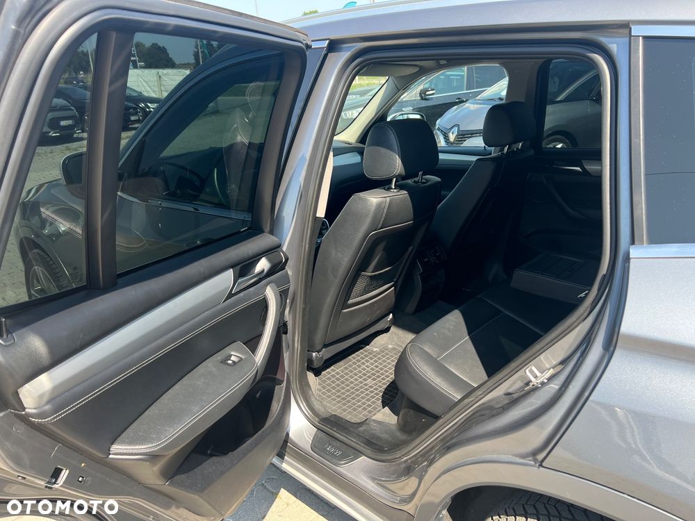 BMW X3 xDrive20d Blue Performance - 10