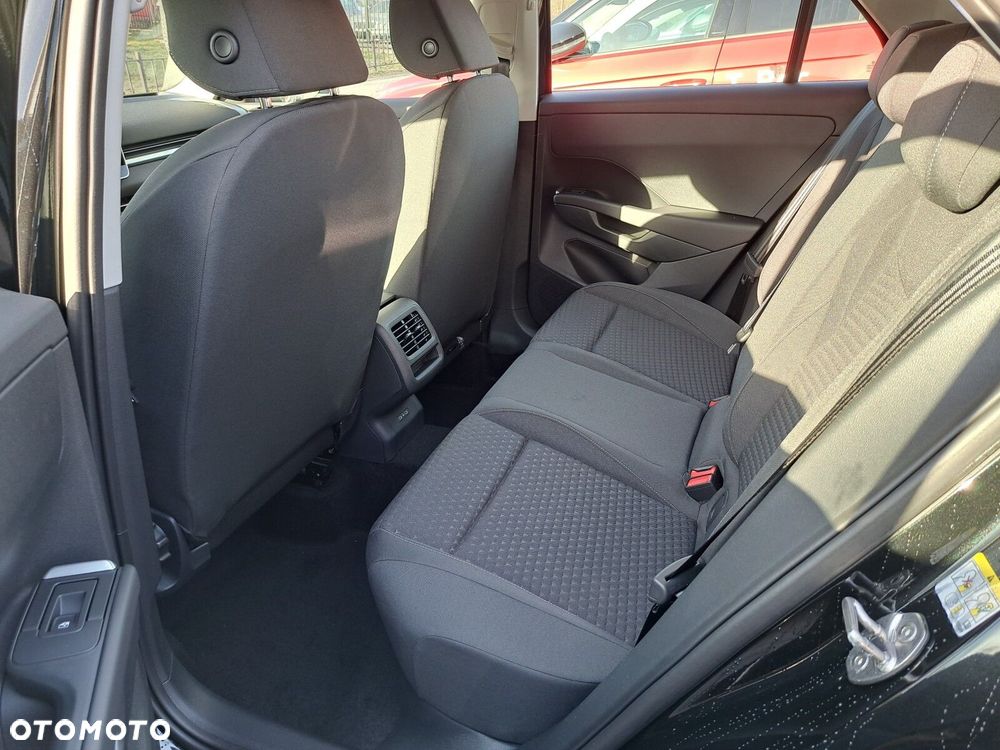 Volkswagen T-Roc - 10