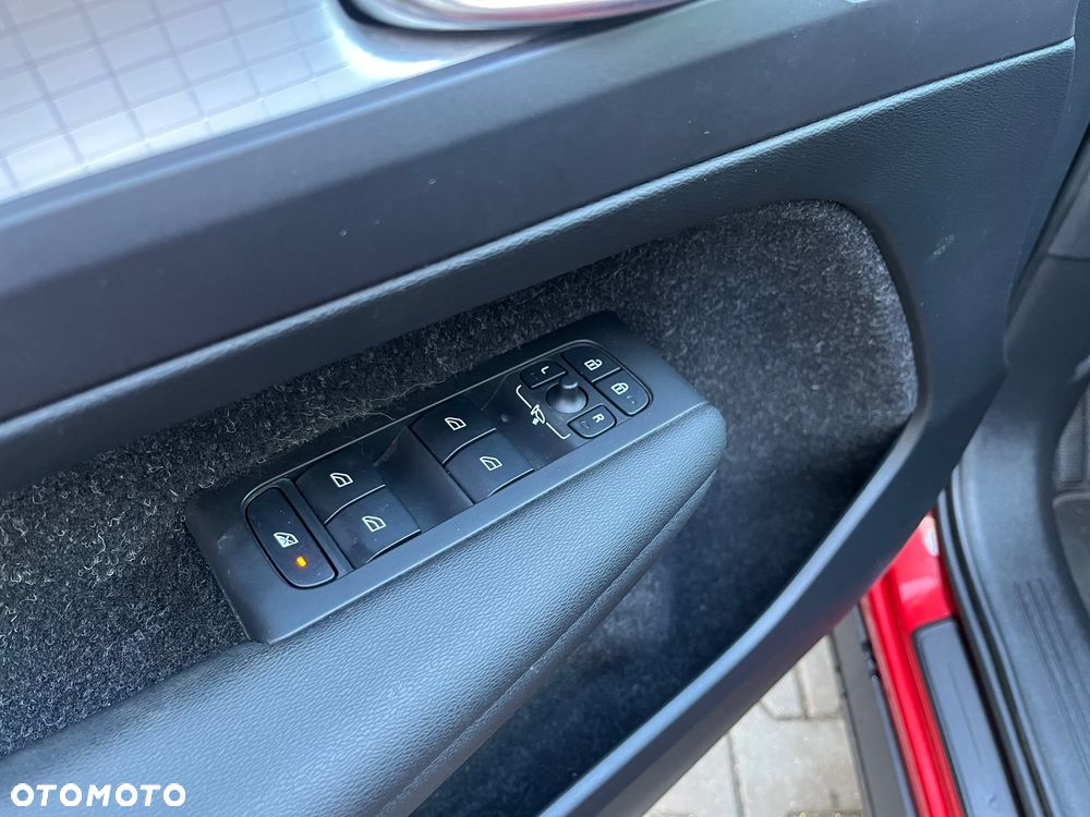 Volvo XC 40 D3 Momentum Pro - 12