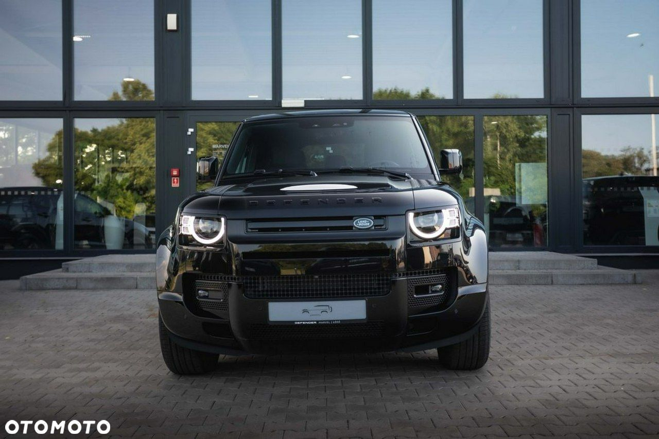 Land Rover Defender - 10