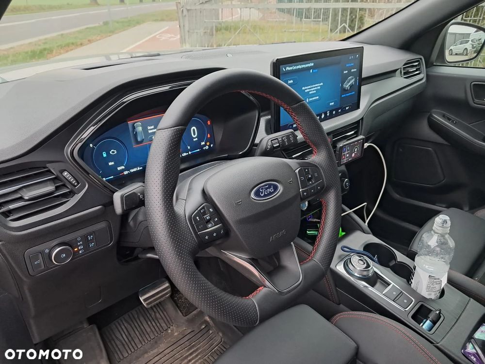 Ford Kuga 2.5 Duratec FHEV ST-LINE X - 18