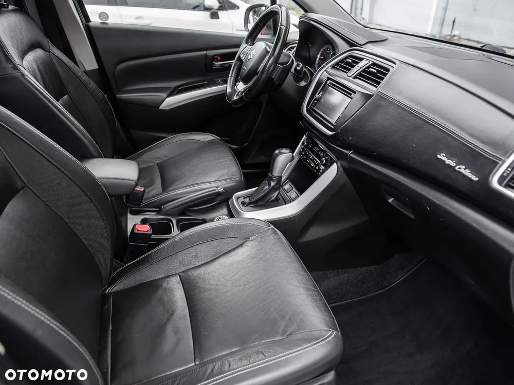 Suzuki SX4 S-Cross 1.6 Premium Plus 4WD CVT - 29