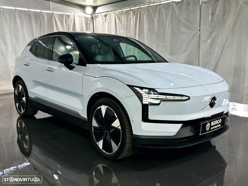 Volvo EX30 Twin Motor Performance AWD Plus - 4