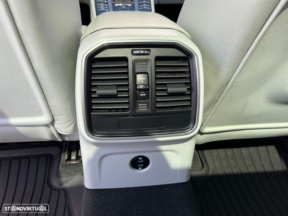 Porsche Macan 2.0T - 37