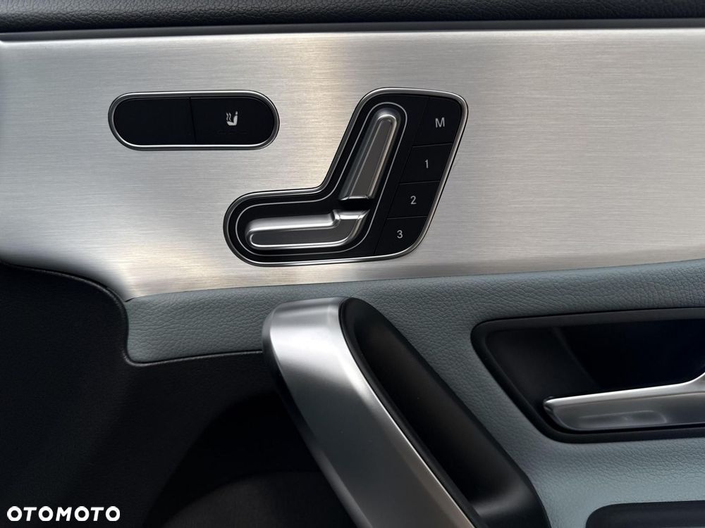 Mercedes-Benz Klasa A - 23