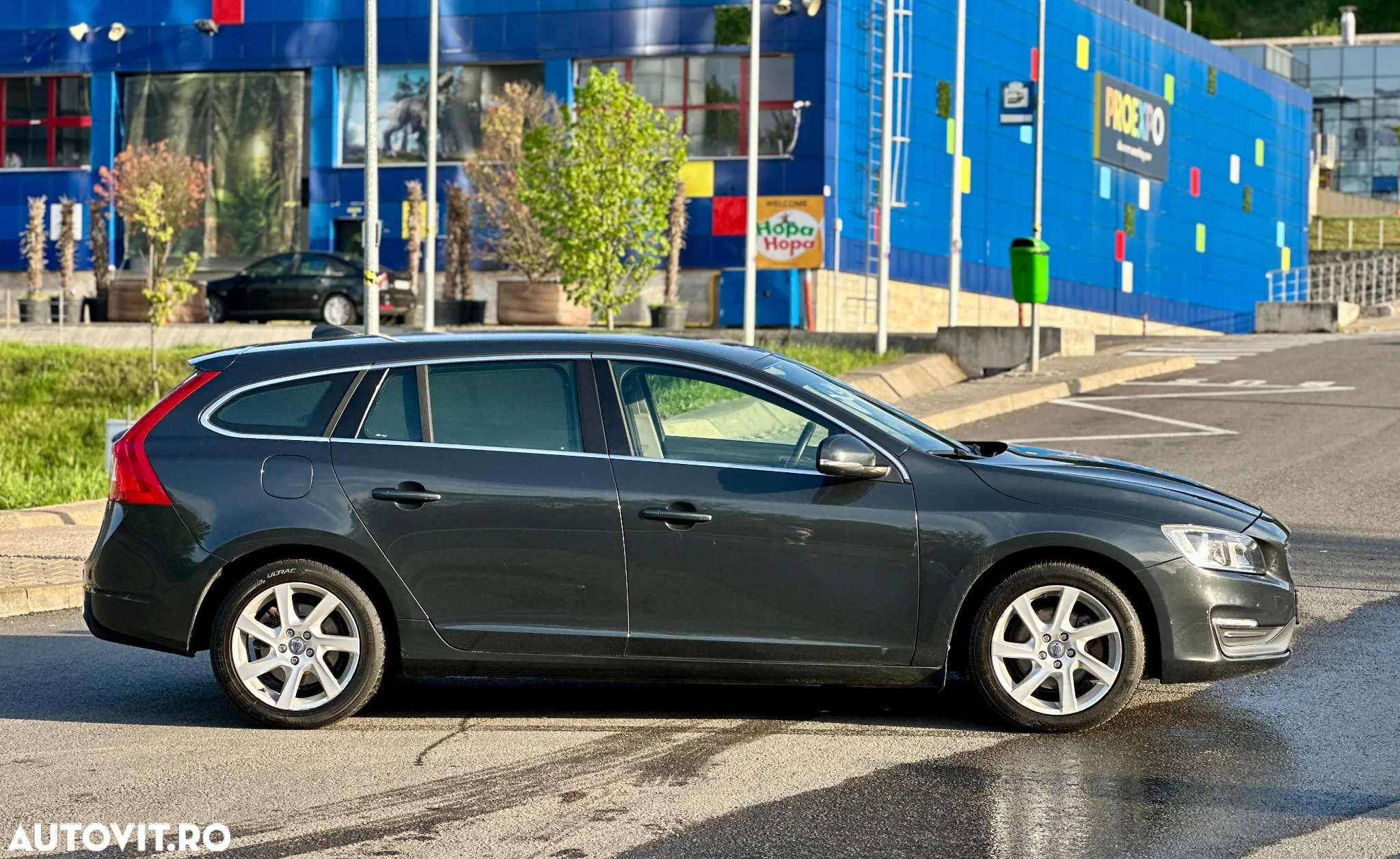 Volvo V60 D2 Geartronic Powershift Momentum - 27