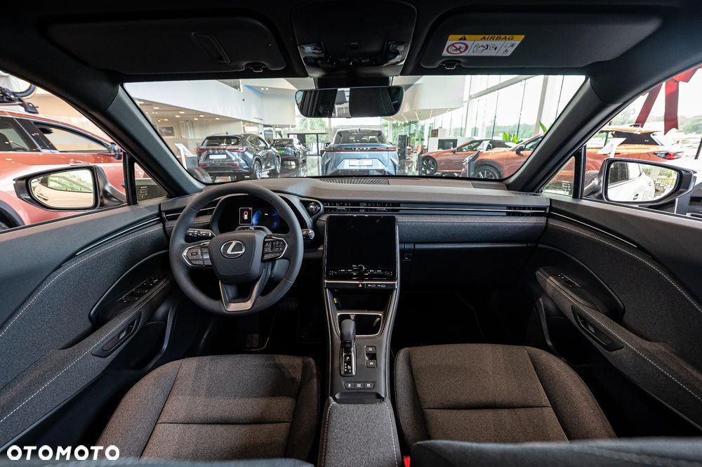 Lexus LBX 1.5 Hybrid - 12