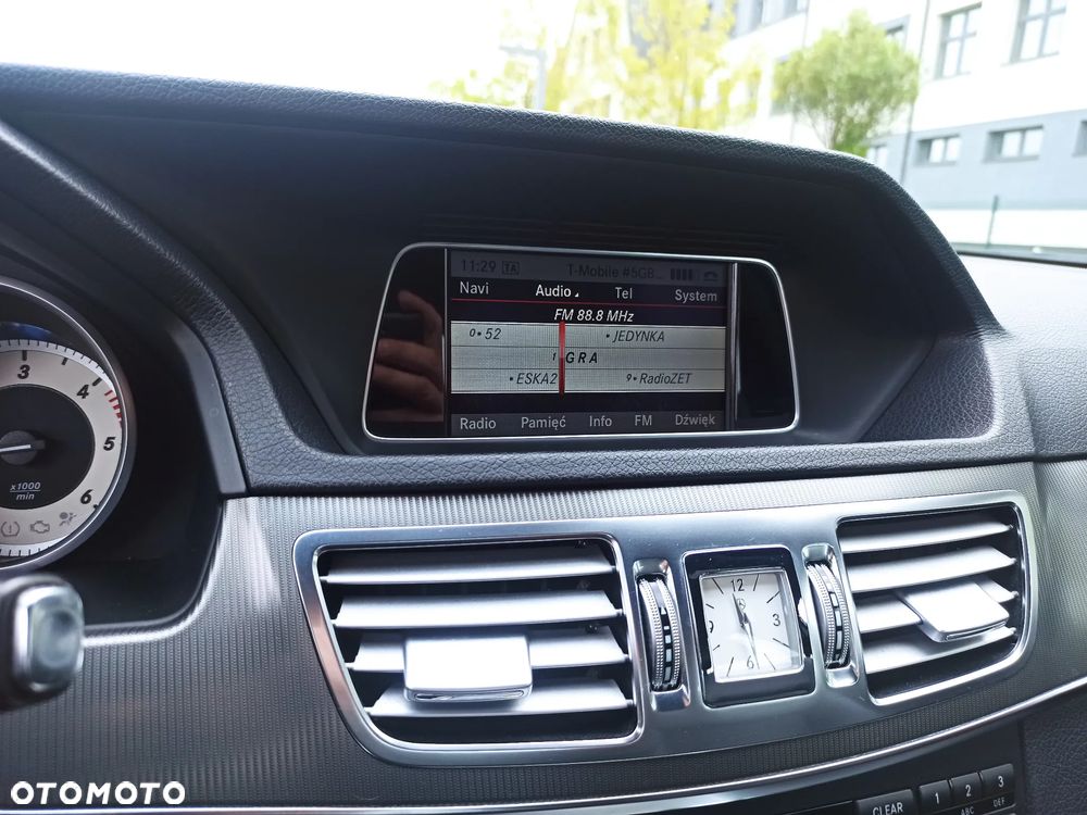 Mercedes-Benz Klasa E 250 CDI 7G-TRONIC Elegance - 34