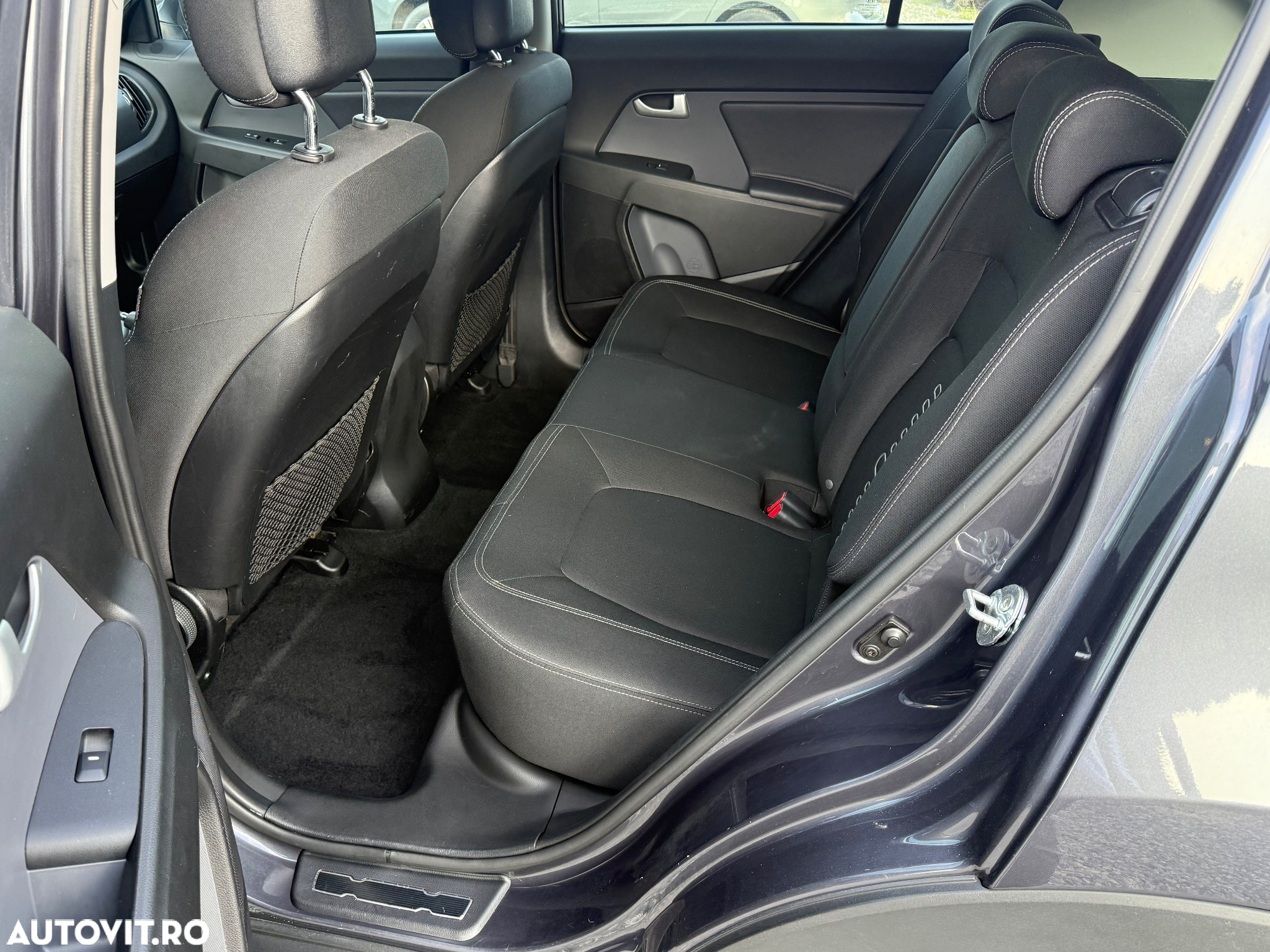 Kia Sportage 1.7 DSL 6MT 4x2 Plus - 16