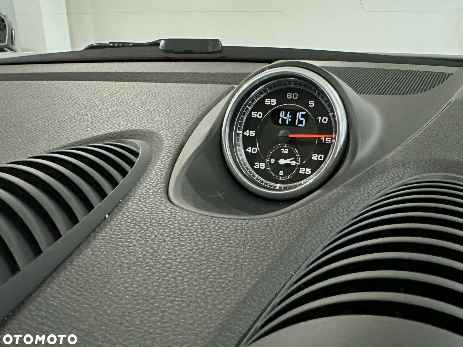 Porsche 718 Cayman - 20