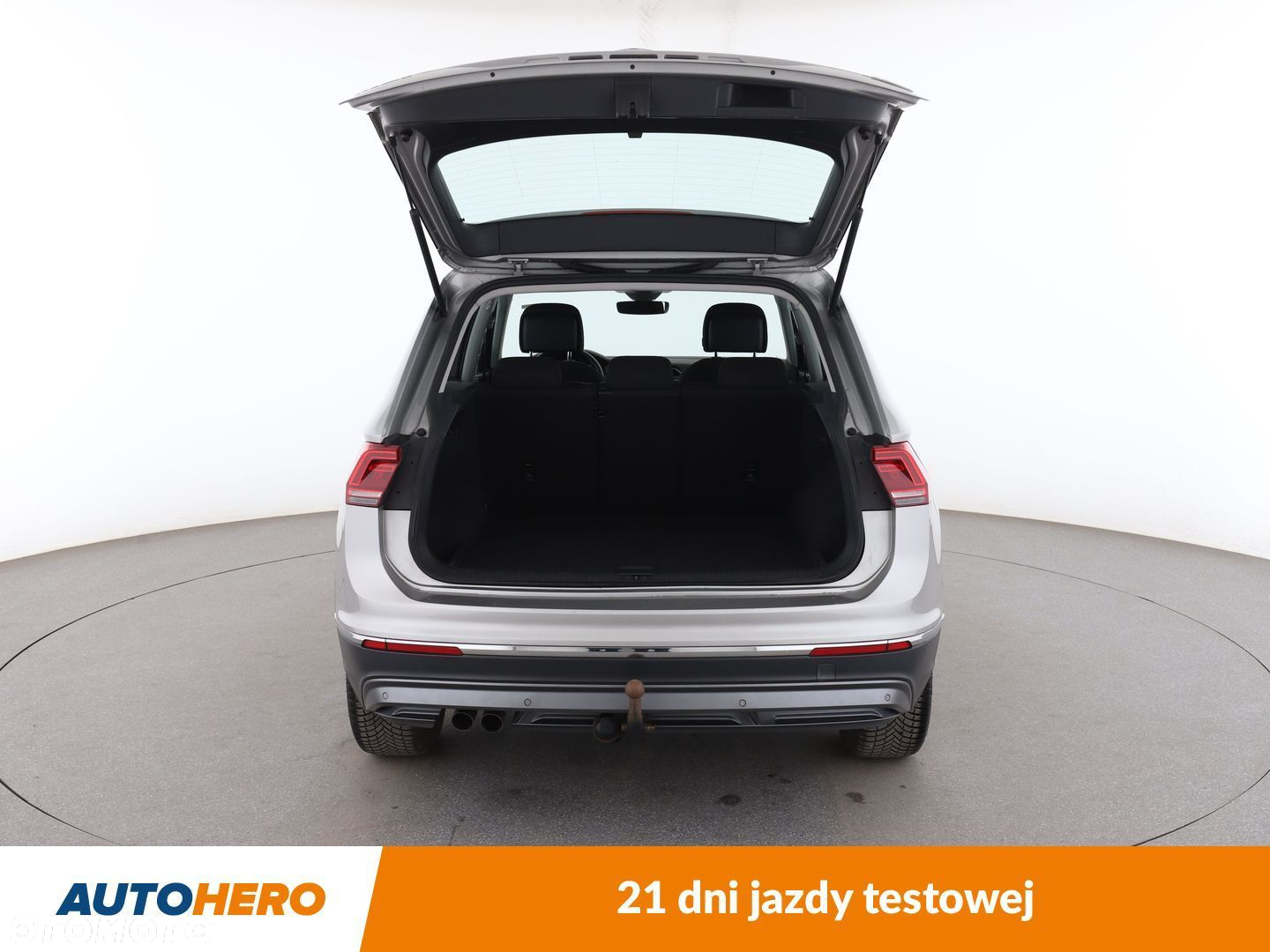 Volkswagen Tiguan - 16
