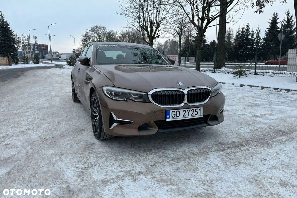 BMW Seria 3 330i xDrive - 2