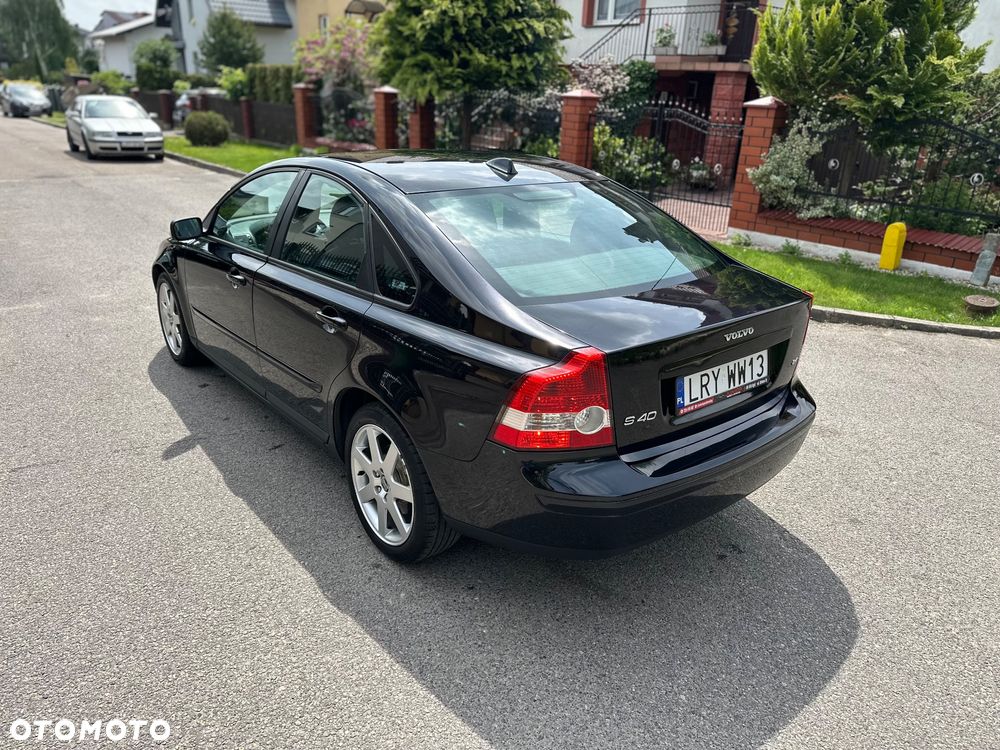 Volvo S40 2.4 Momentum - 5
