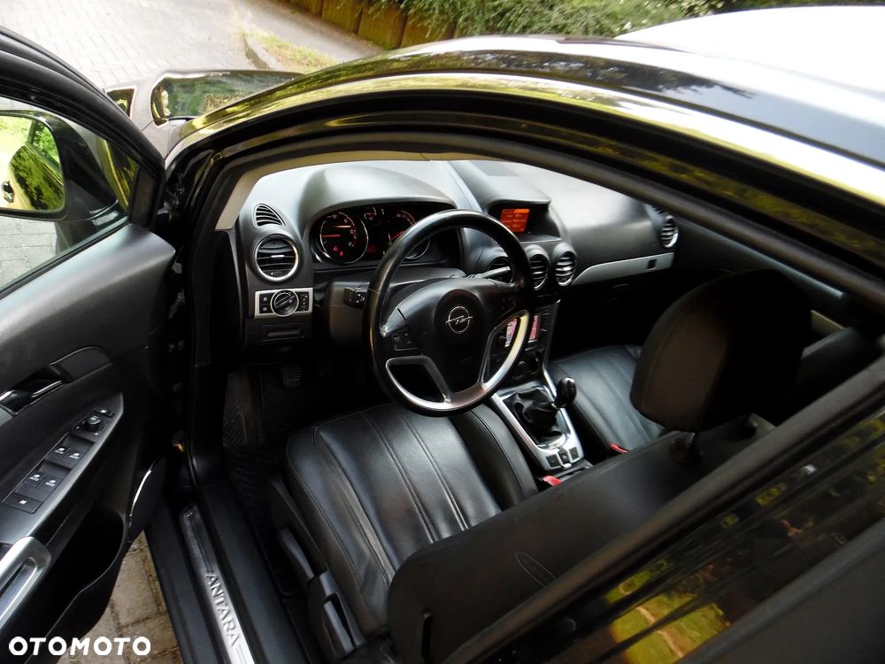 Opel Antara - 20