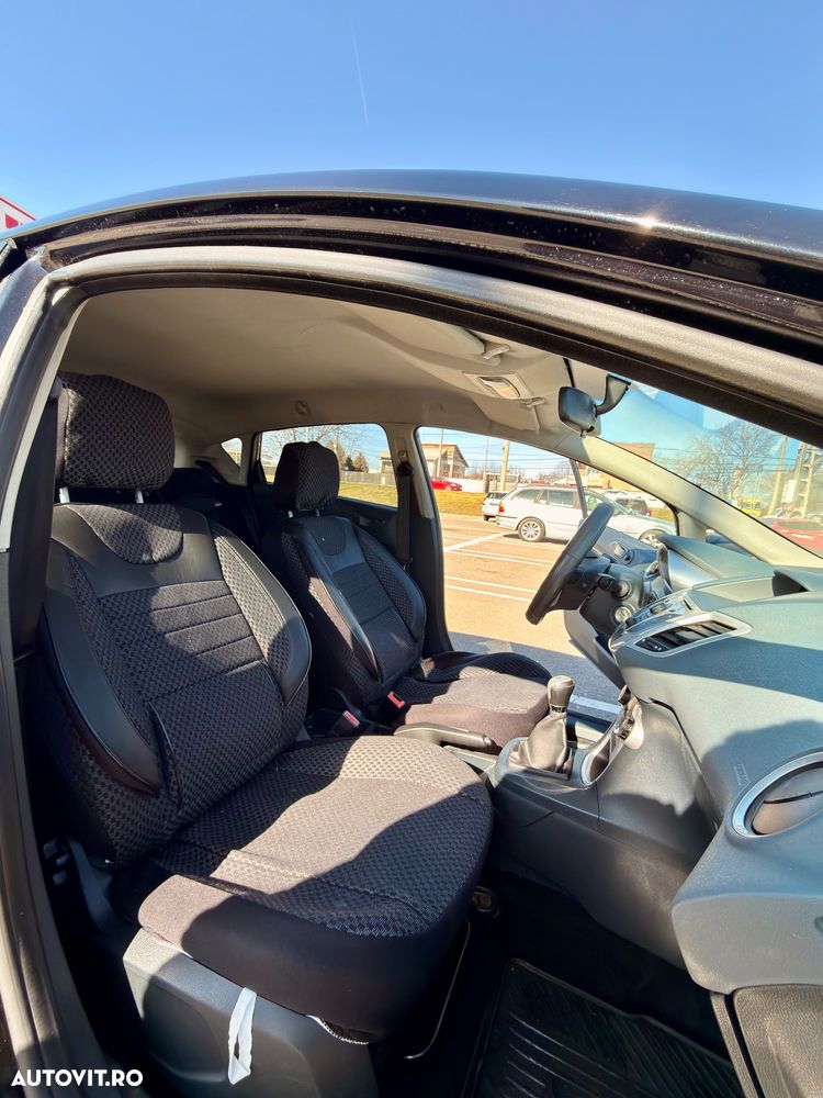Ford Fiesta - 14