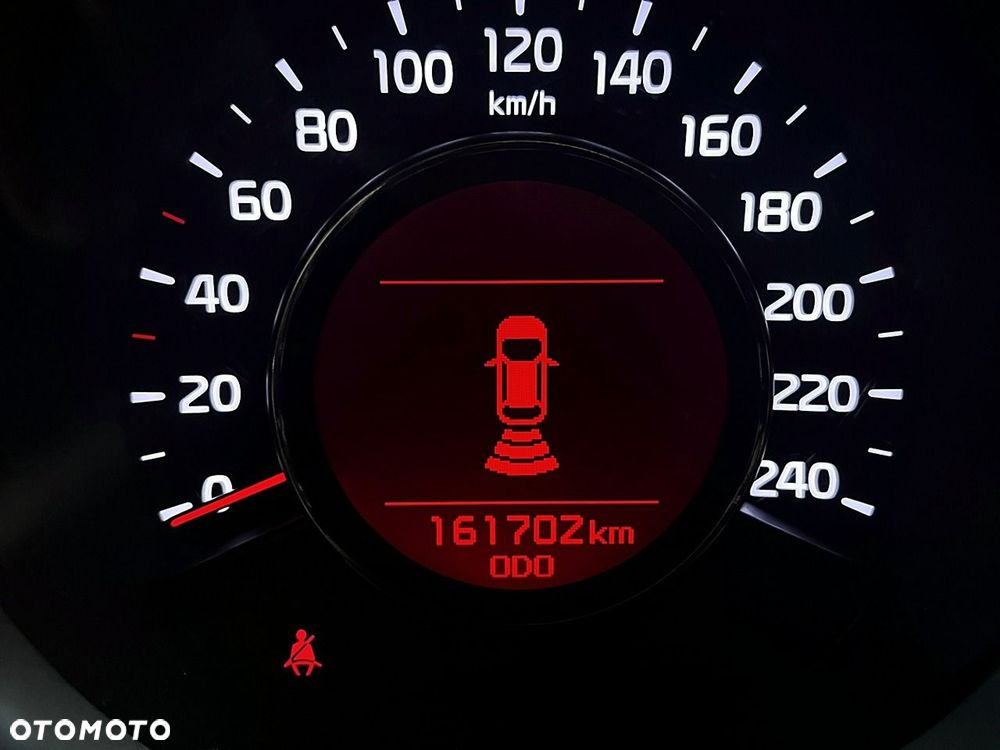 Kia Ceed - 33