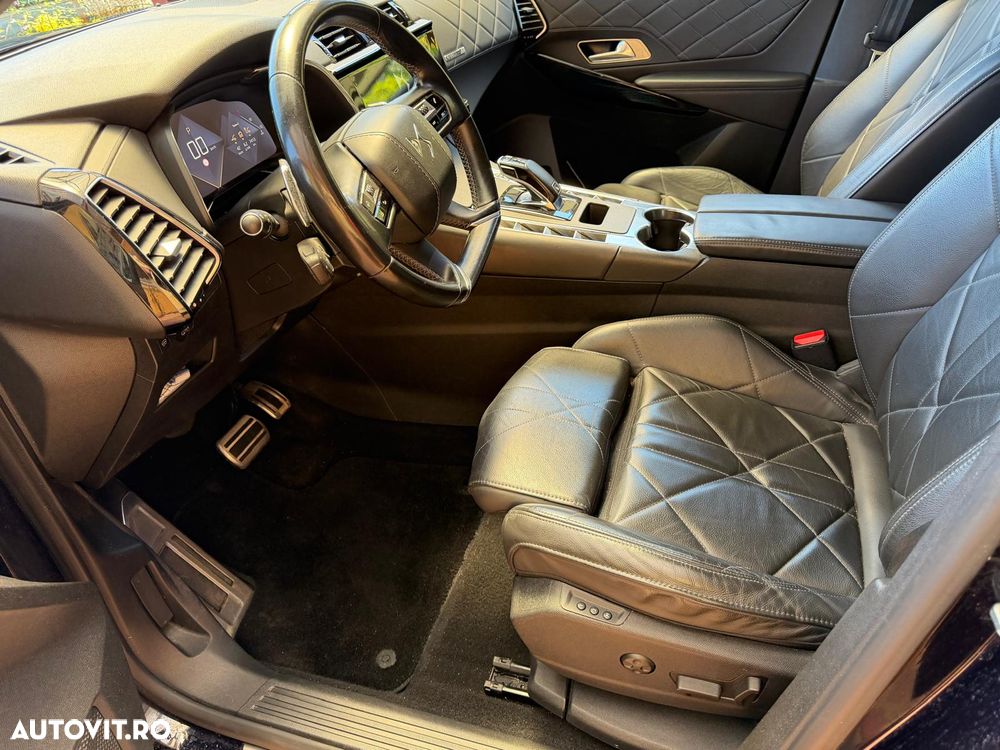 DS Automobiles DS 7 Crossback - 11