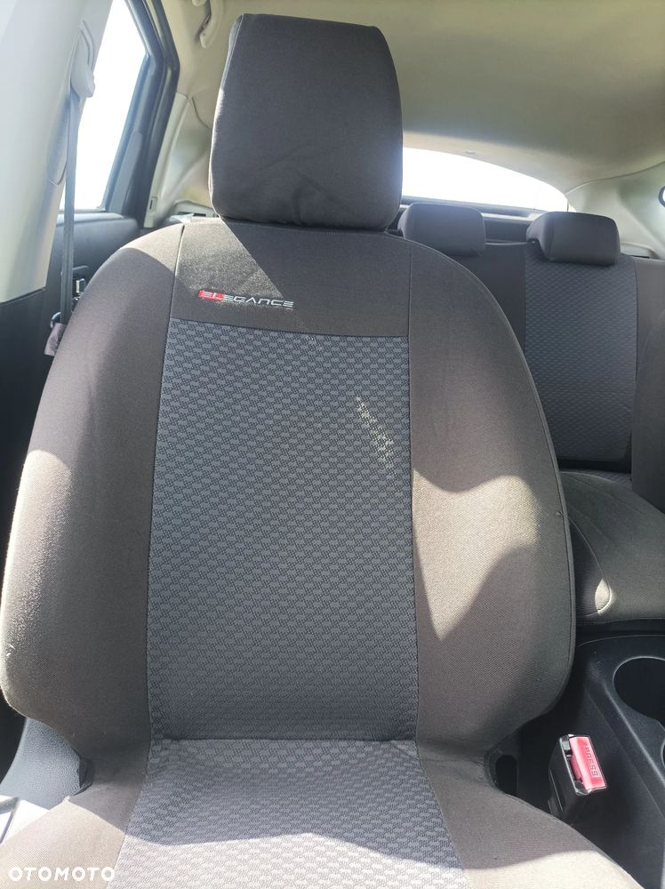 Nissan Qashqai - 11