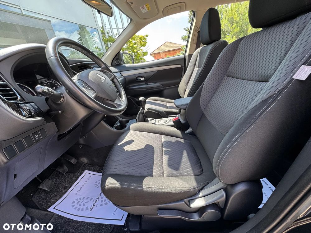 Mitsubishi Outlander ver-2-0-invite-plus-2wd - 25