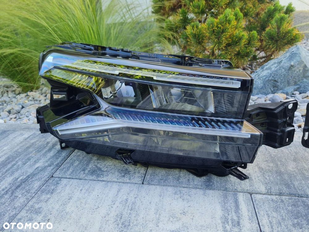 CITROEN C5 AIRCROSS LIFT Lampy przód Full Led 9845038080, 9845038380 - 2