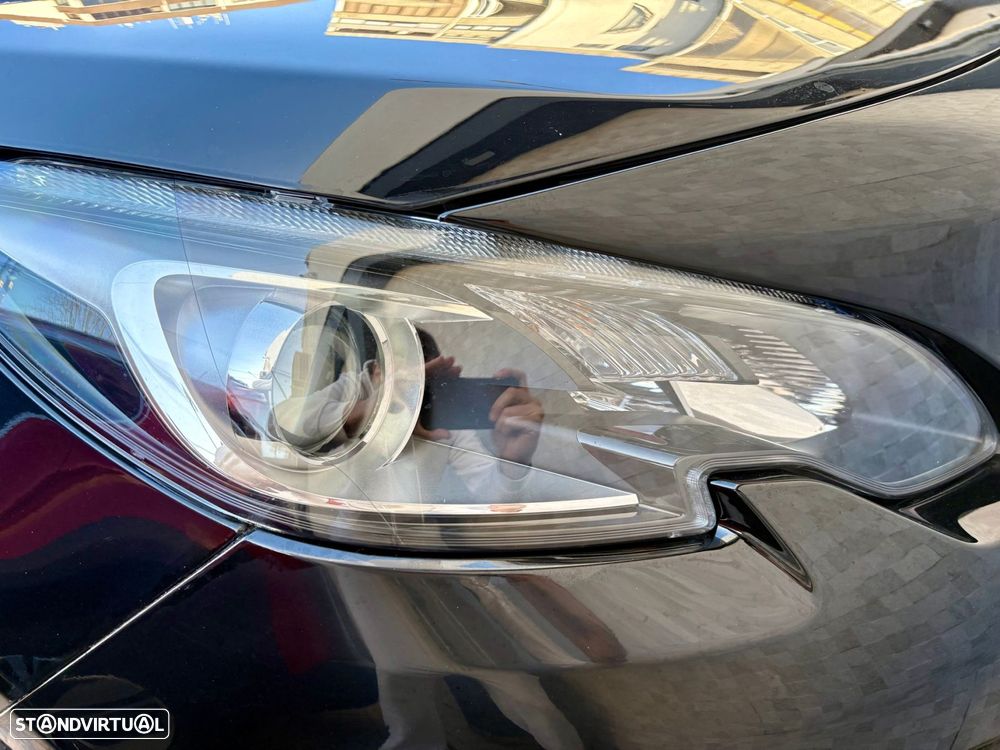 Peugeot 2008 1.2 PureTech Style - 40