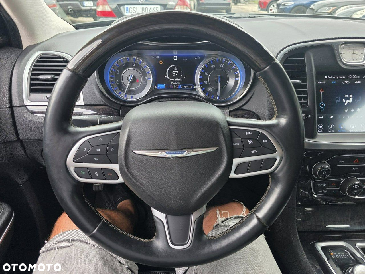 Chrysler 300C - 8