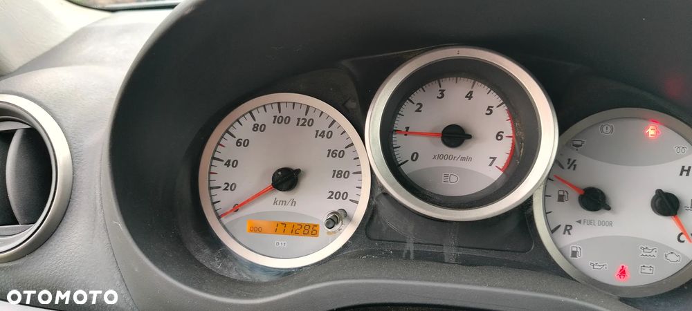 Toyota RAV4 2.0 D-4D 4x4 - 12