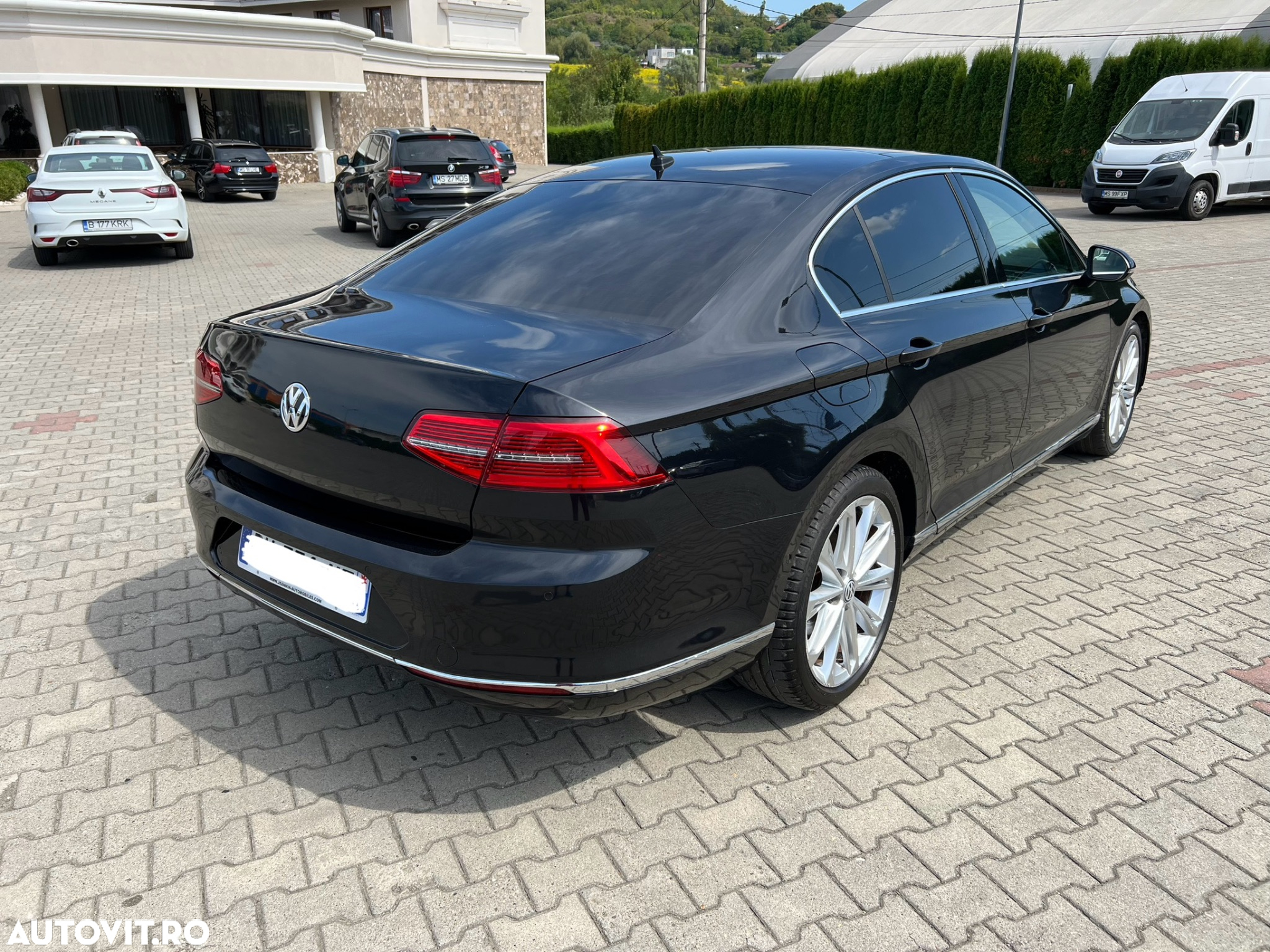 Volkswagen Passat 2.0 TDI (BlueMotion Technology) DSG Highline - 38