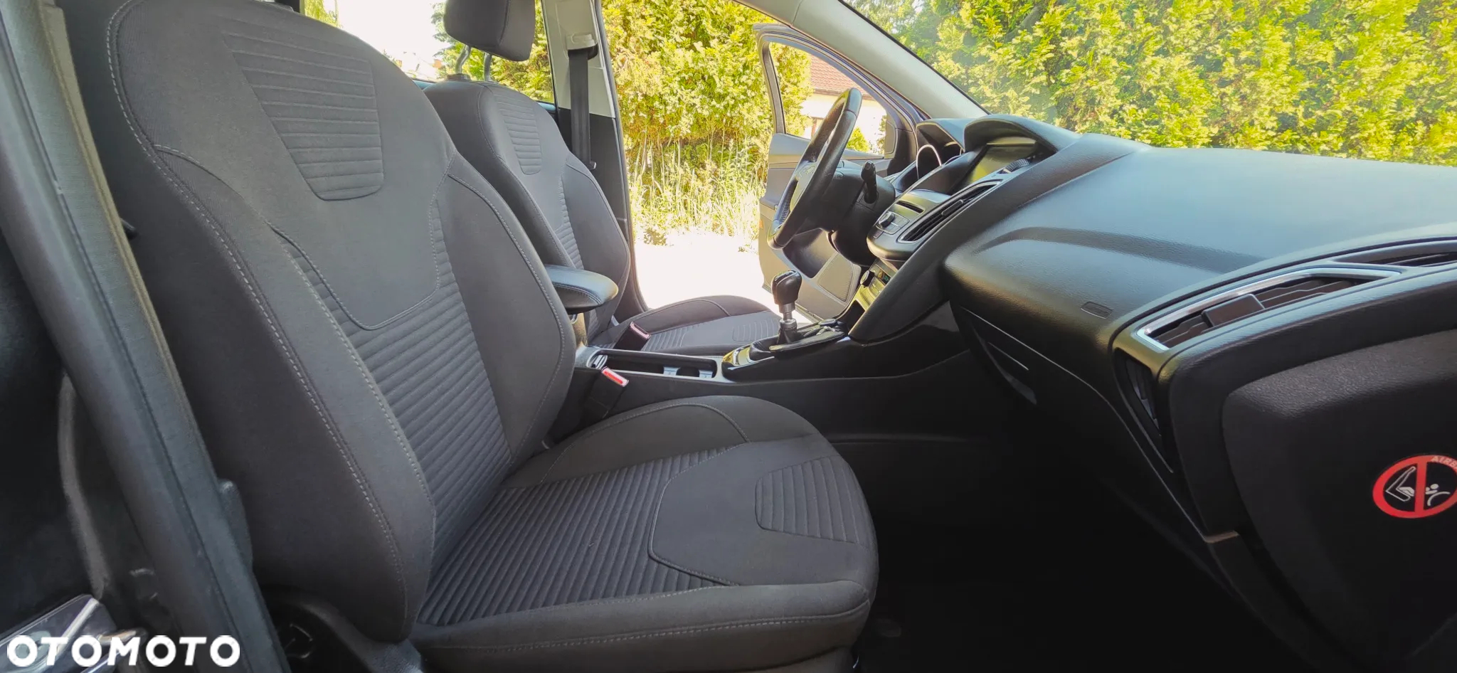 Ford Focus Turnier 1.6 EcoBoost Start-Stopp-System Titanium - 32