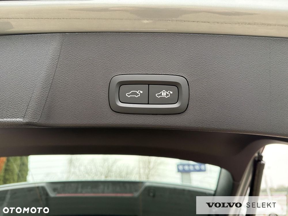 Volvo XC 40 - 33