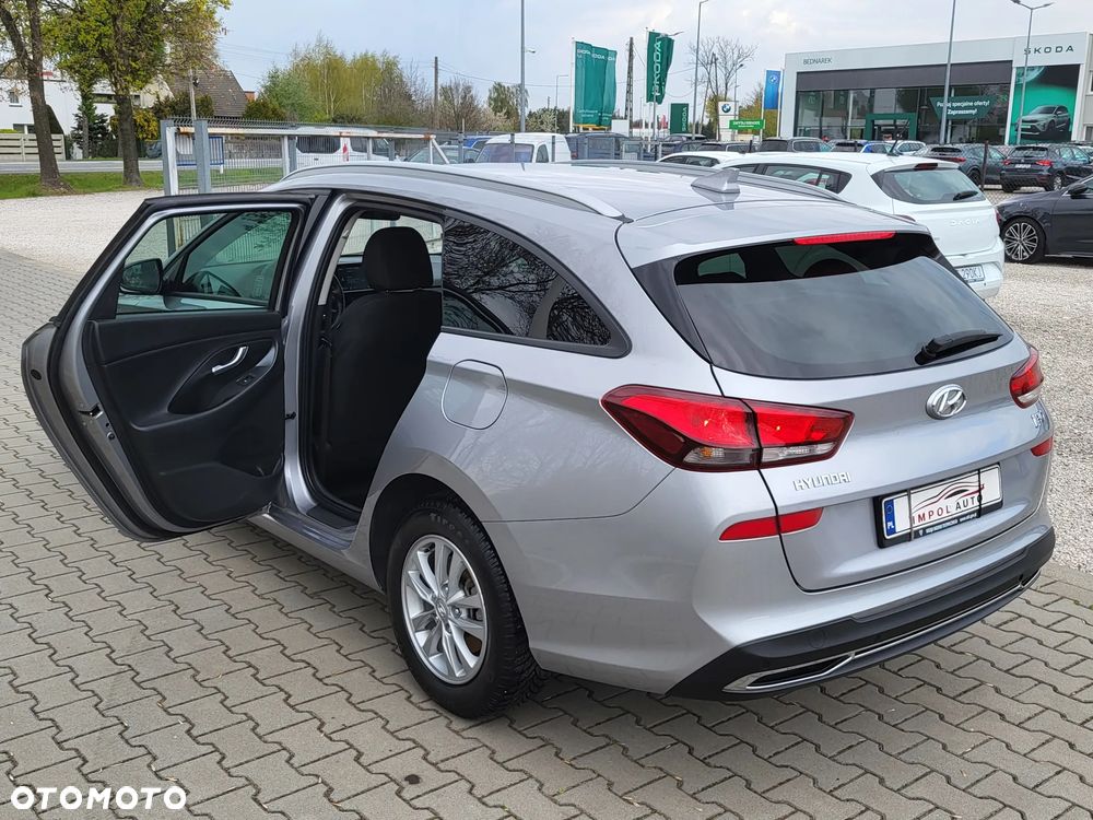 Hyundai i30 1.0 T-GDI Classic + - 15
