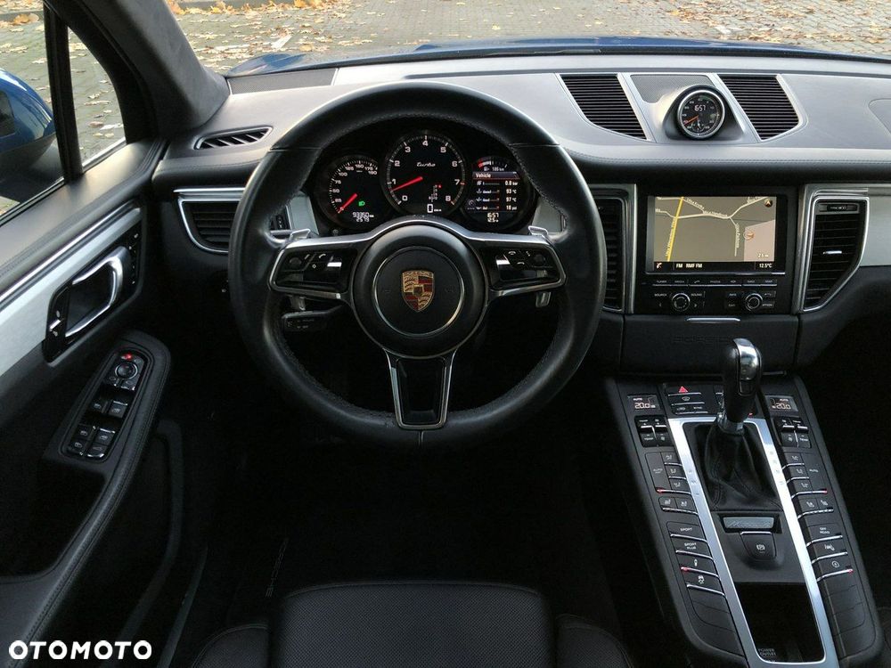Porsche Macan - 15
