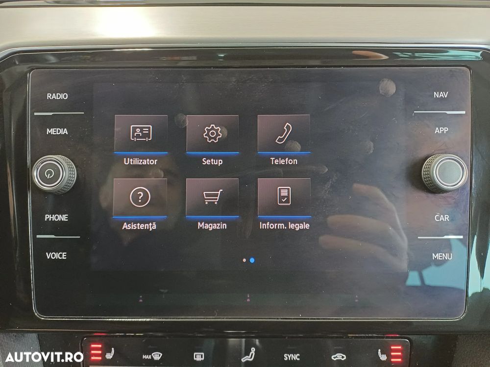 Volkswagen Passat 2.0 TDI SCR DSG Elegance - 18