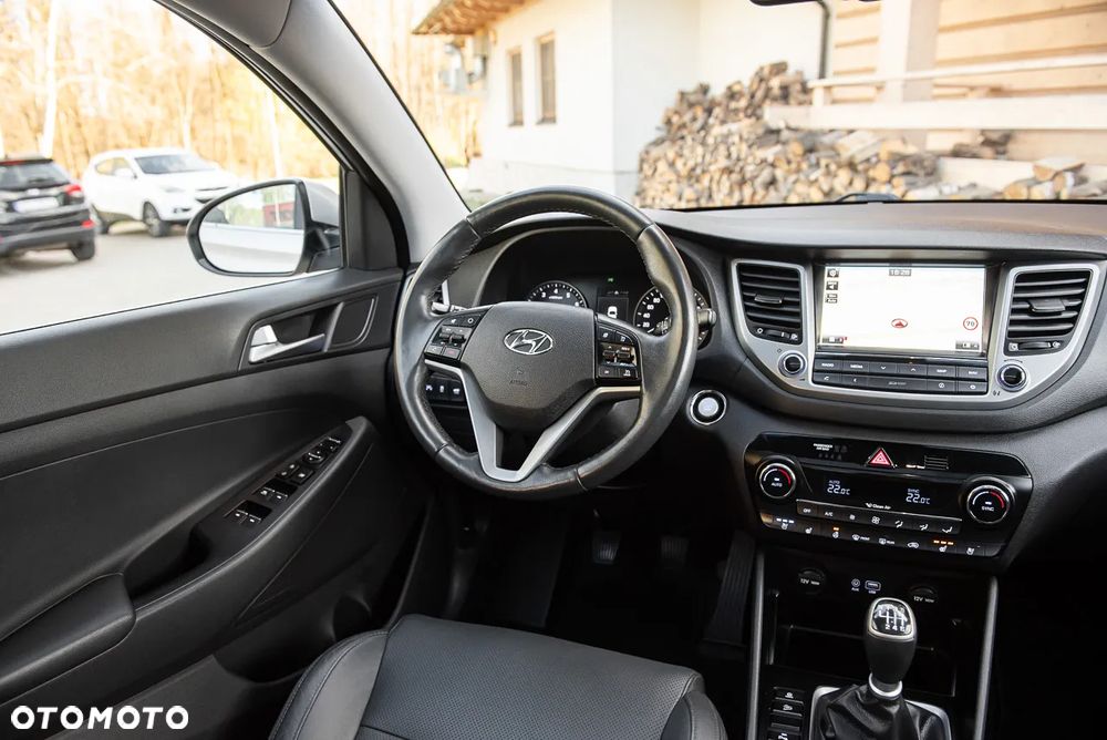 Hyundai Tucson 1.6 GDi 2WD Premium - 29