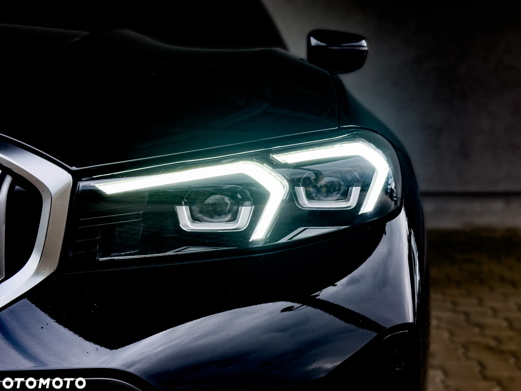 BMW Seria 3 320i M Sport - 12