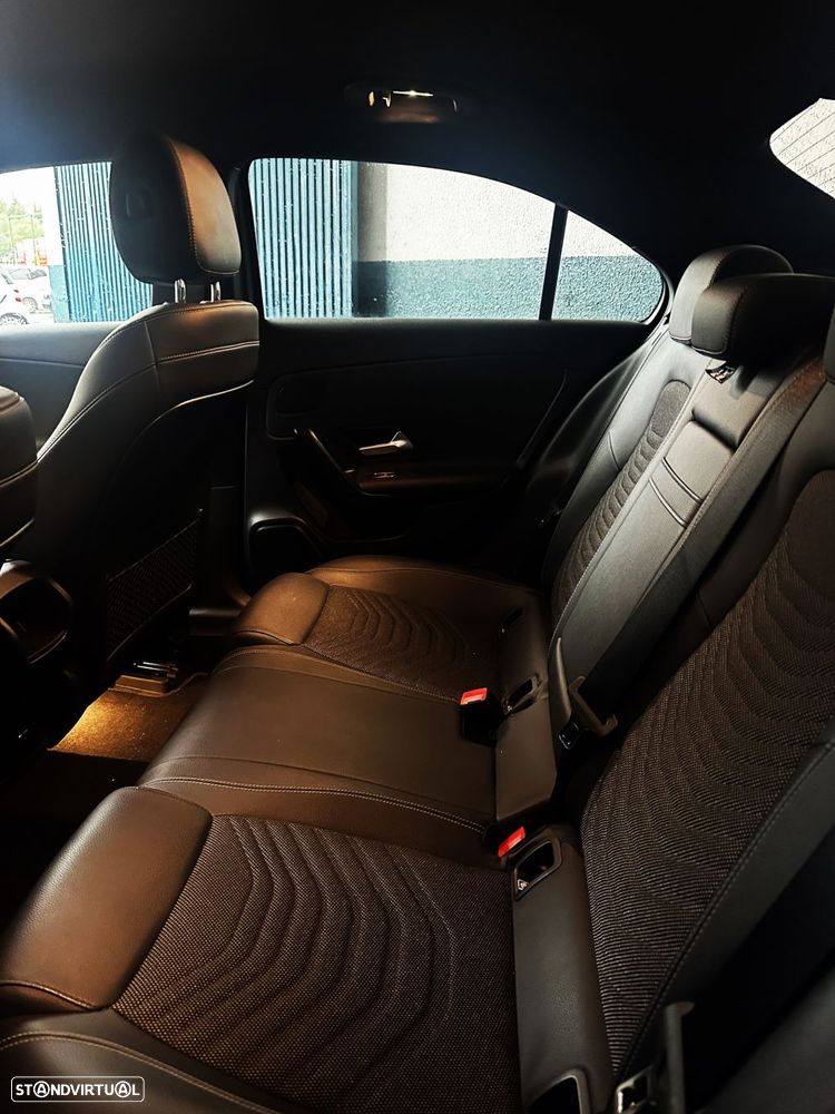 Mercedes-Benz A 250 Limousine e Style Plus - 3