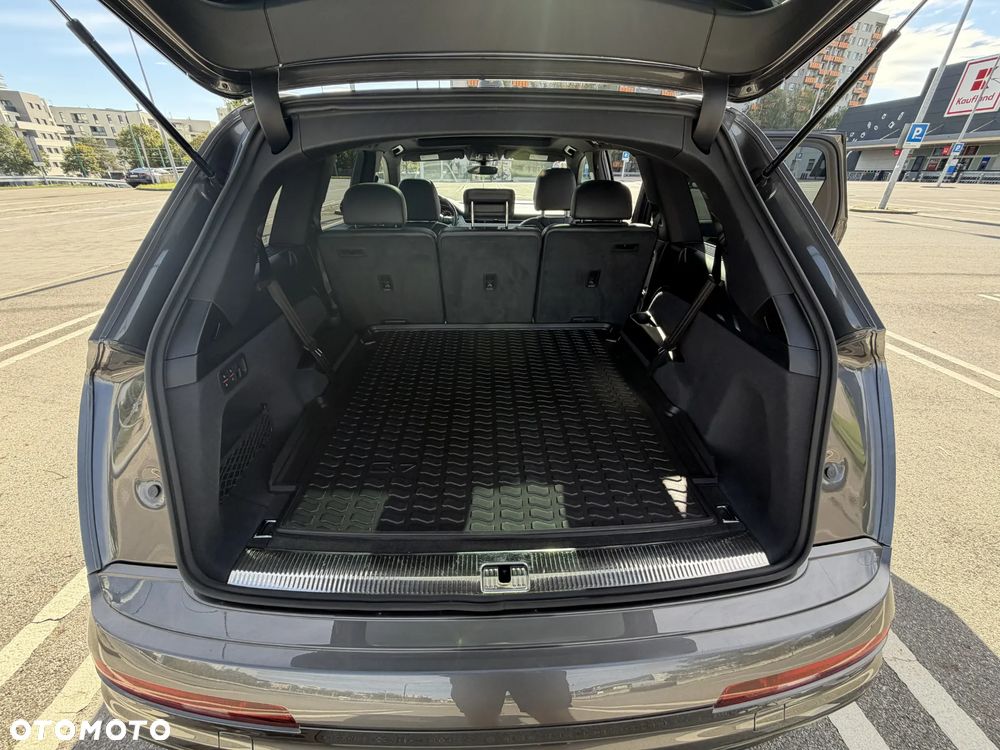 Audi Q7 - 13