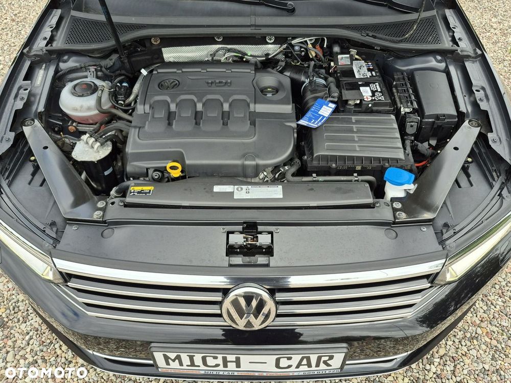 Volkswagen Passat - 39