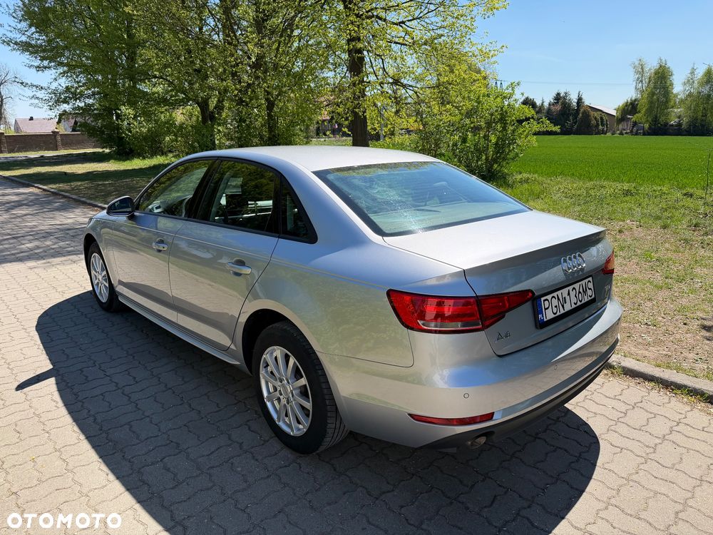 Audi A4 Limousine 2.0 TDI S tronic - 11