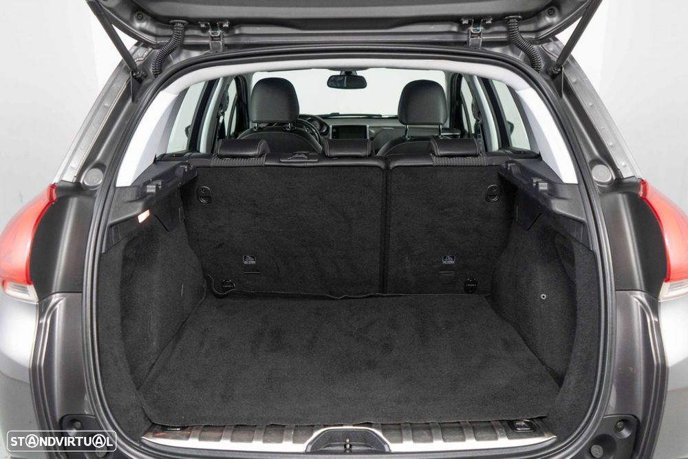 Peugeot 2008 1.2 PureTech Allure - 15