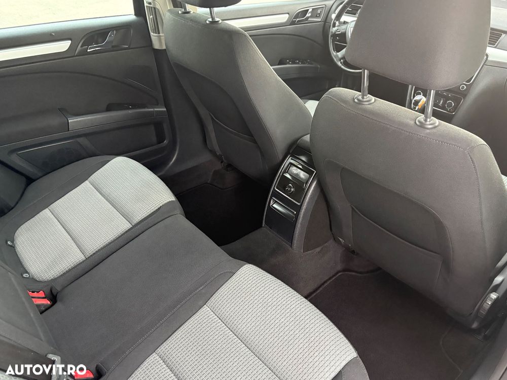 Skoda Superb 2.0 TDI Elegance - 7