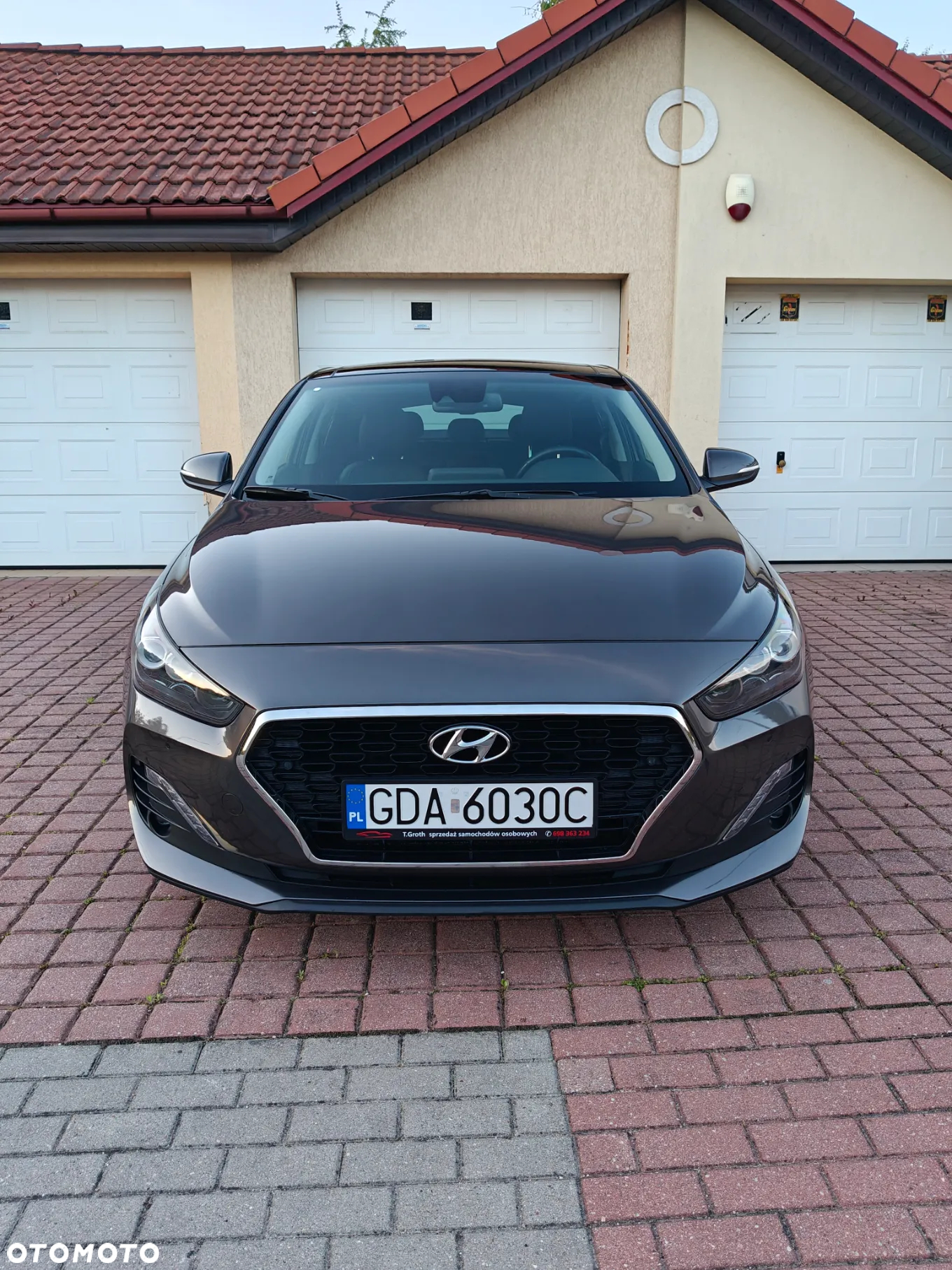Hyundai i30 Fastback 1.6 CRDI Premium - 3