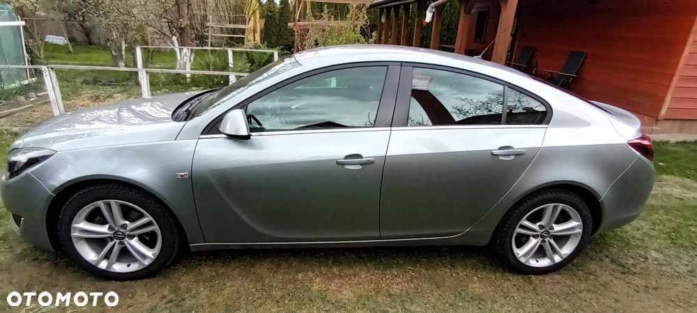 Opel Insignia 1.4 T Cosmo S&S - 3